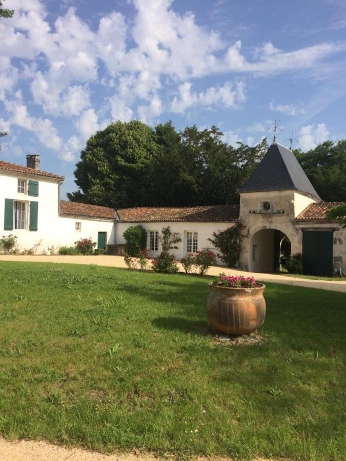 Bed and Breakfast Le Logis Du Plessis Chaniers Zewnętrze zdjęcie