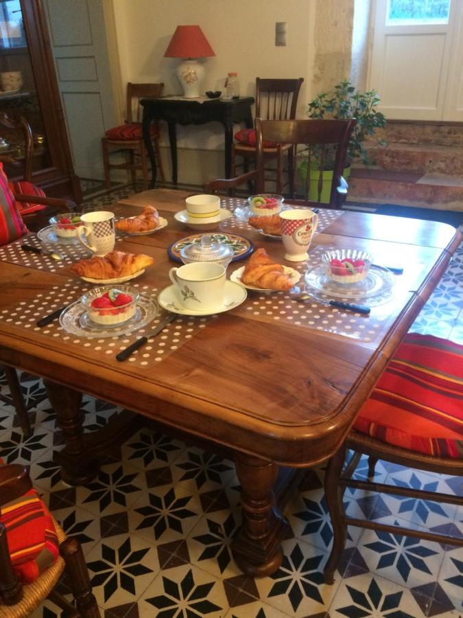 Bed and Breakfast Le Logis Du Plessis Chaniers Zewnętrze zdjęcie